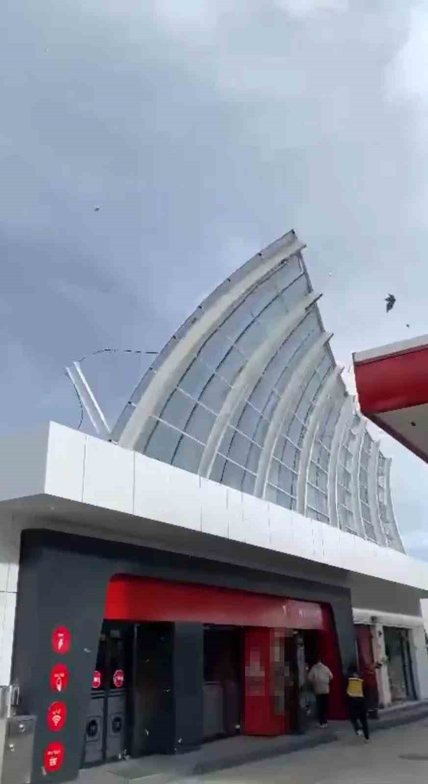 Tokat&rsquo;ta fırtına hayatı olumsuz etkiledi
