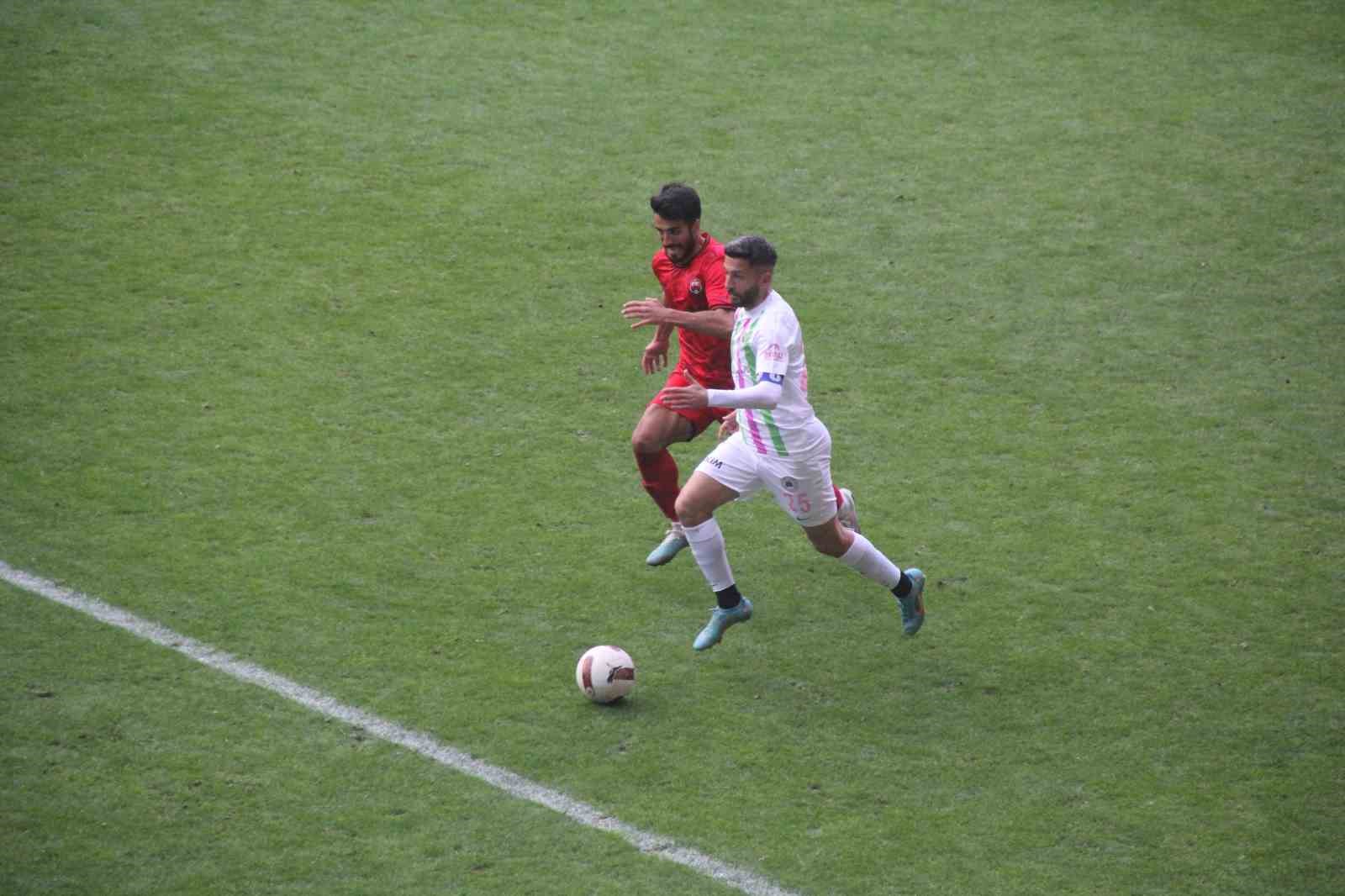 TFF 2. Lig: 24Erzincanspor: 3 - Isparta 32 Spor: 0
