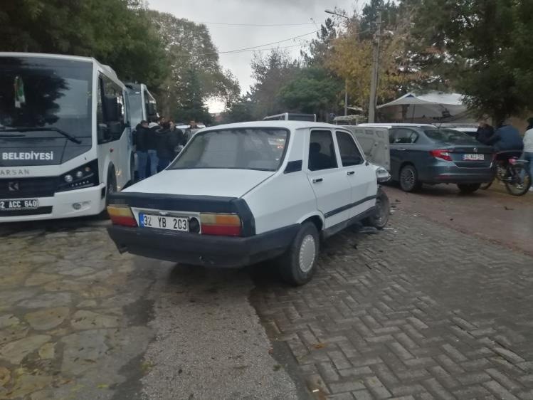 Isparta&rsquo;da zincirleme kaza: 1 yaralı
