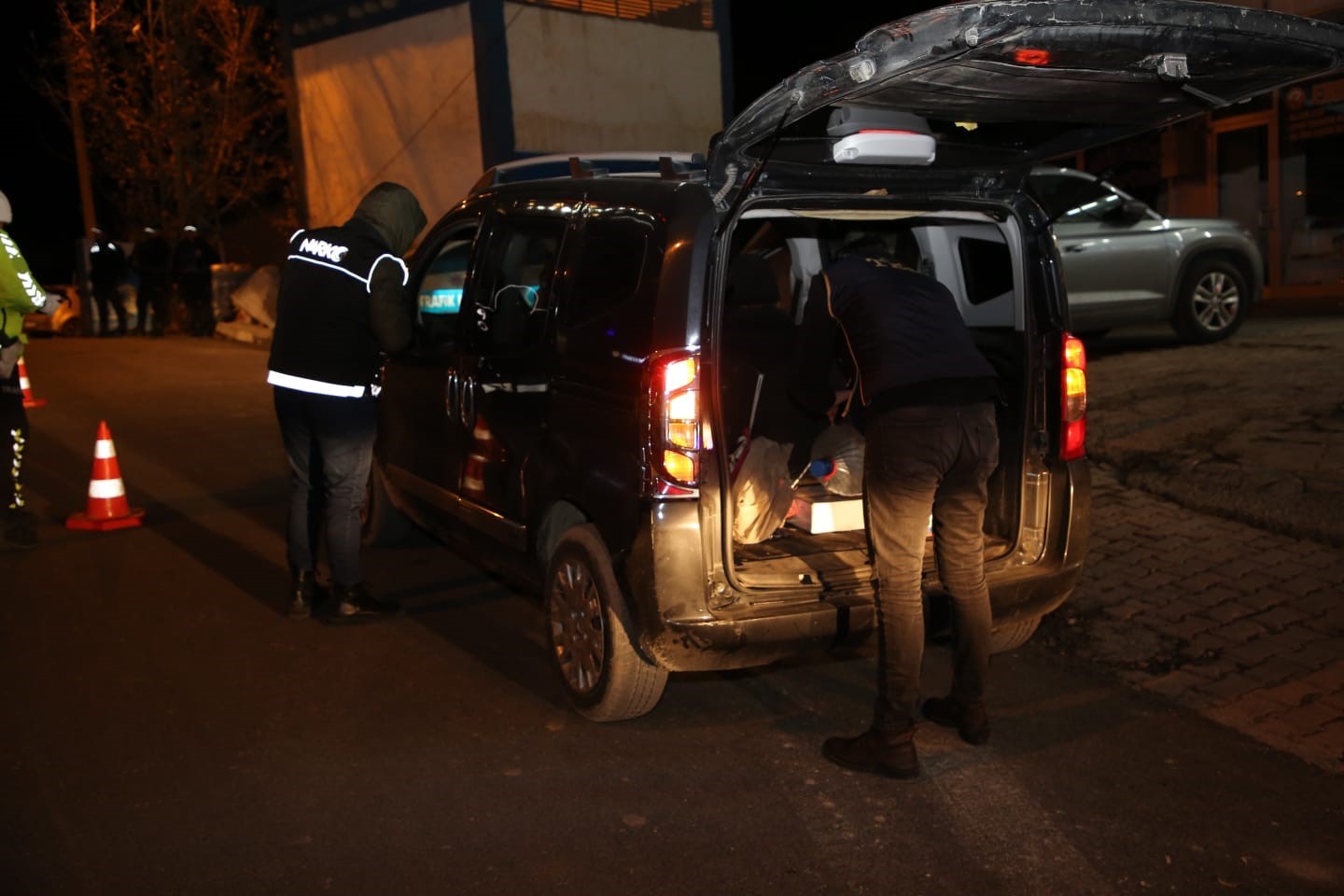 Hakkari&rsquo;de 143 personelle &ldquo;Narko-Alan&rdquo; uygulaması
