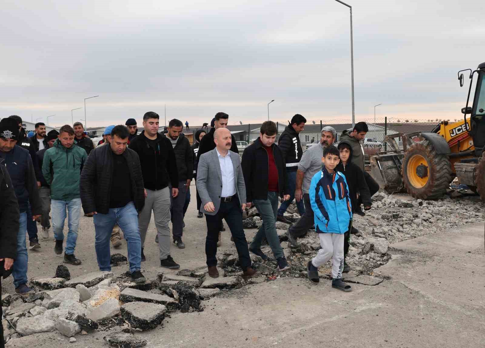 Vartana prefabrik kentin alt yapısı iyileştiriliyor

