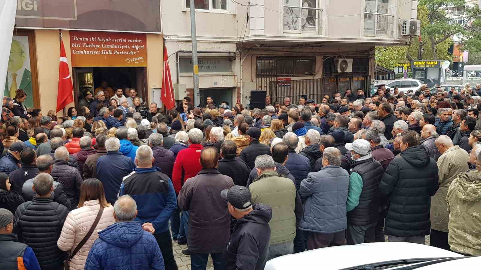 Burhaniye&rsquo;de Başkan Deveciler&rsquo;den adaylık a&ccedil;ıklaması
