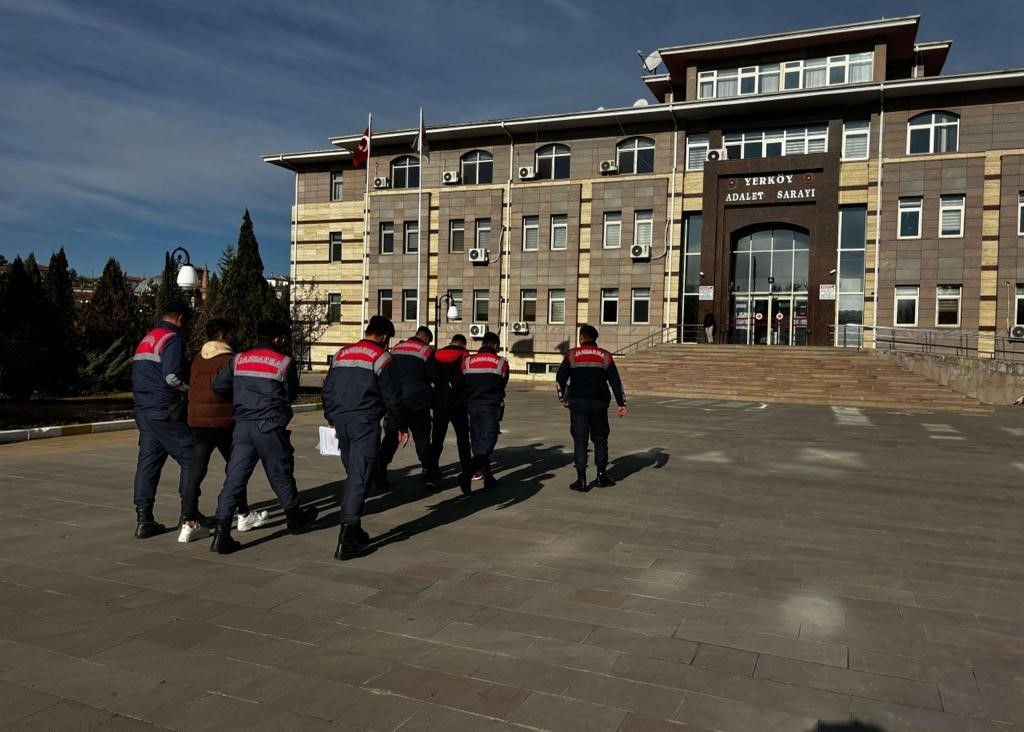Yozgat’ta 15 firari hükümlü yakalandı