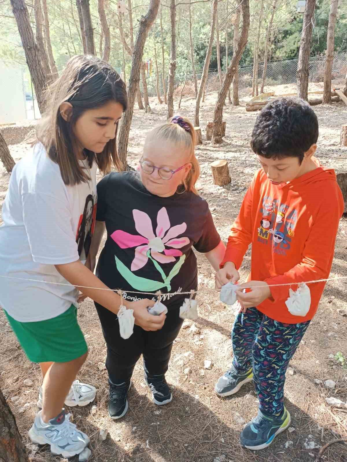 Doğada eşit eğitim hakkı İzmir’deki orman okulunda hayat buldu
