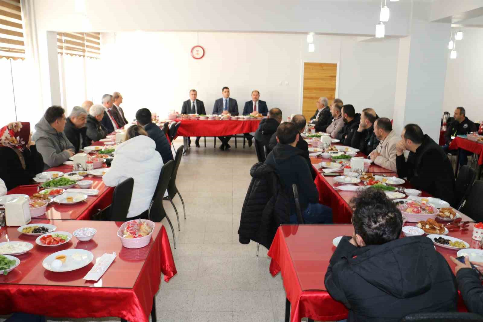 Erzincan seracılıkta b&ouml;lgenin &uuml;ss&uuml; olacak
