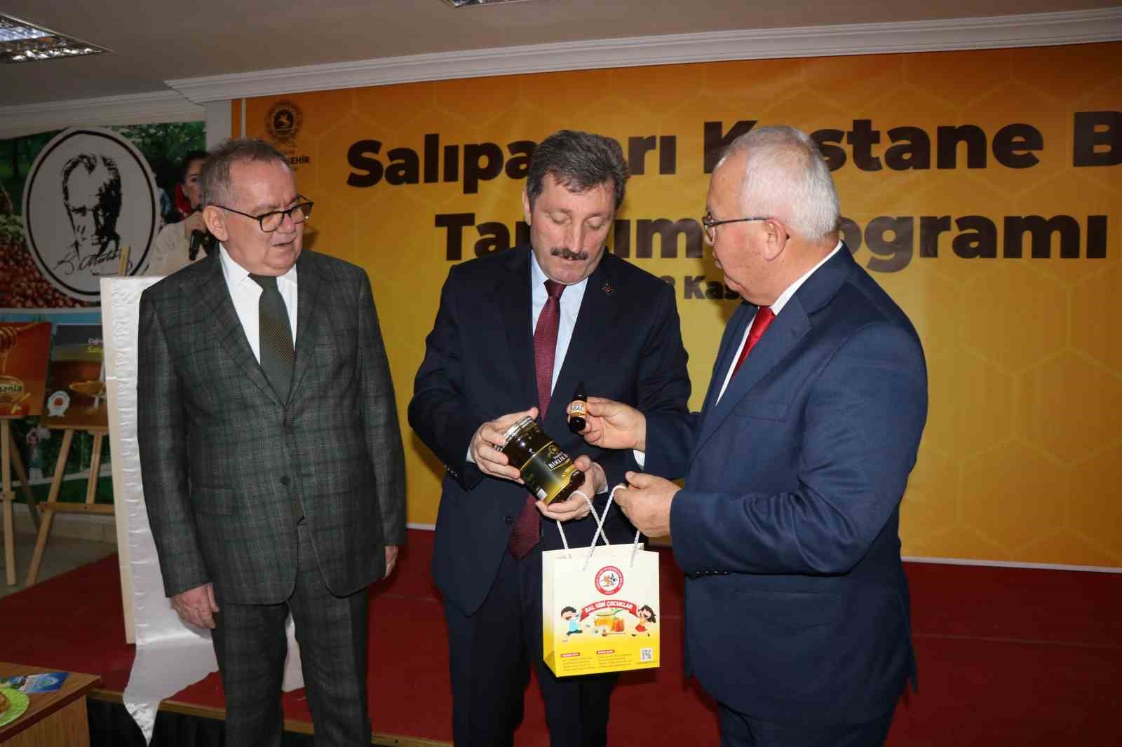 Yüzde 72 kestane oranına sahip ‘Salıpazarı kestane balı’ tanıtıldı