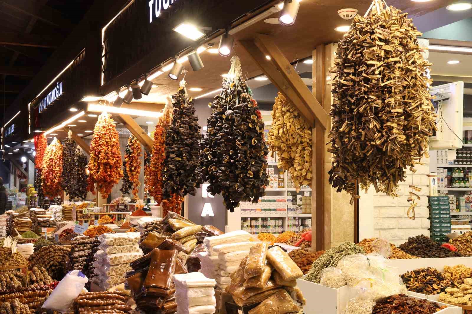 Elazığ’da yeni mahsul kurutmalıklar tezgahlarda yerini aldı