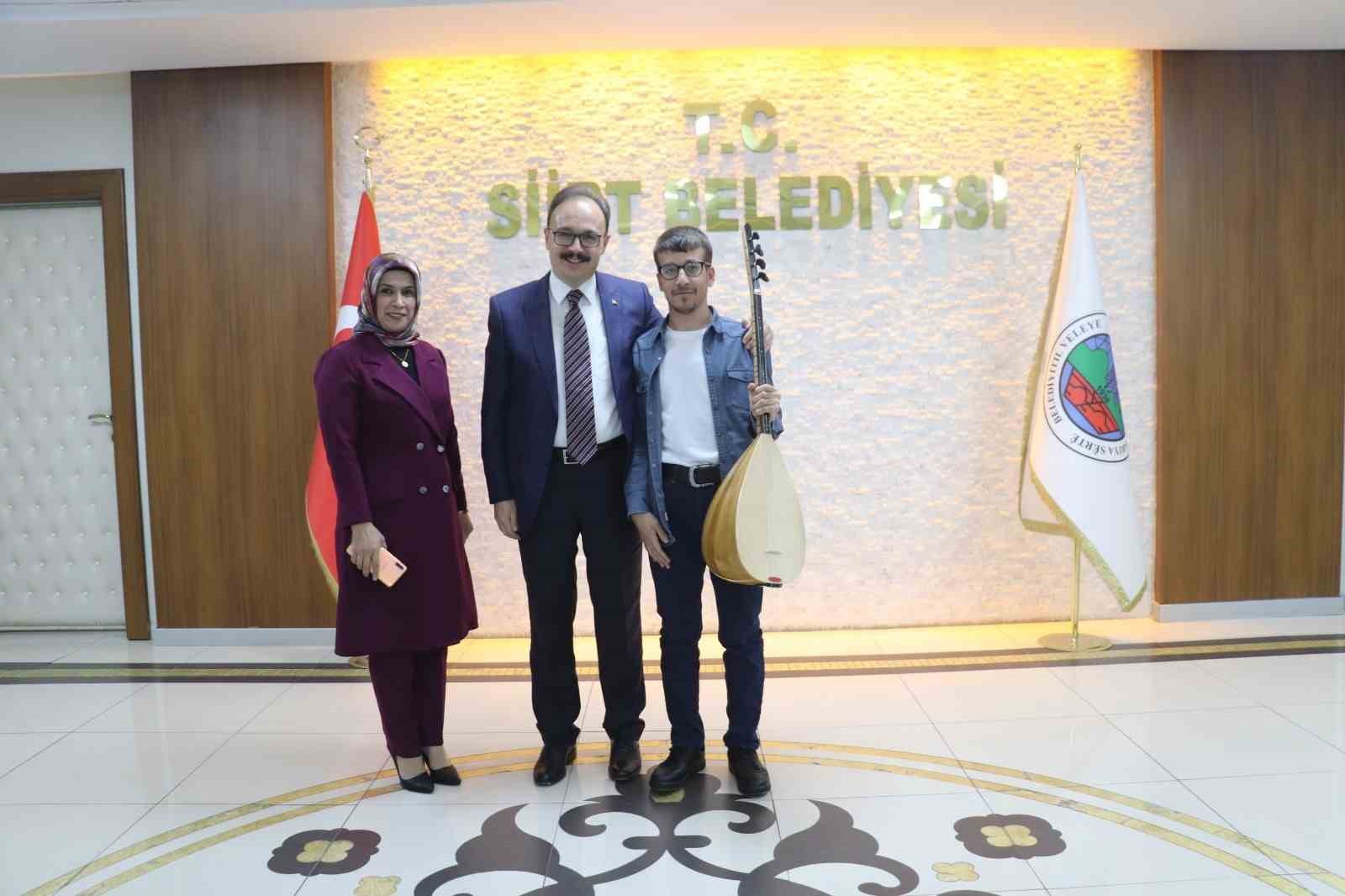 Siirt Valisi Kızılkaya, devletin şefkat elini bir kez daha hissettirdi