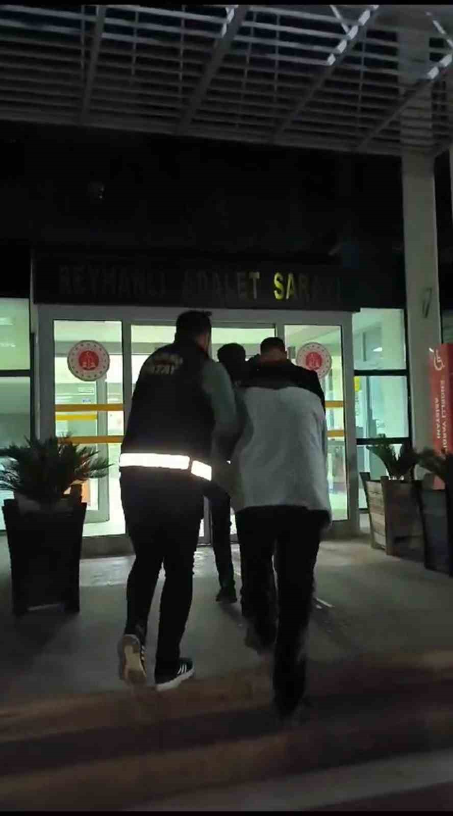 Hatay&rsquo;da uyuşturucu operasyonu: 2 kişi tutuklandı
