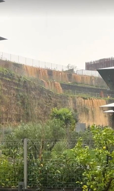 Beykoz Riva’da aşırı yağıştan dolayı evleri su bastı