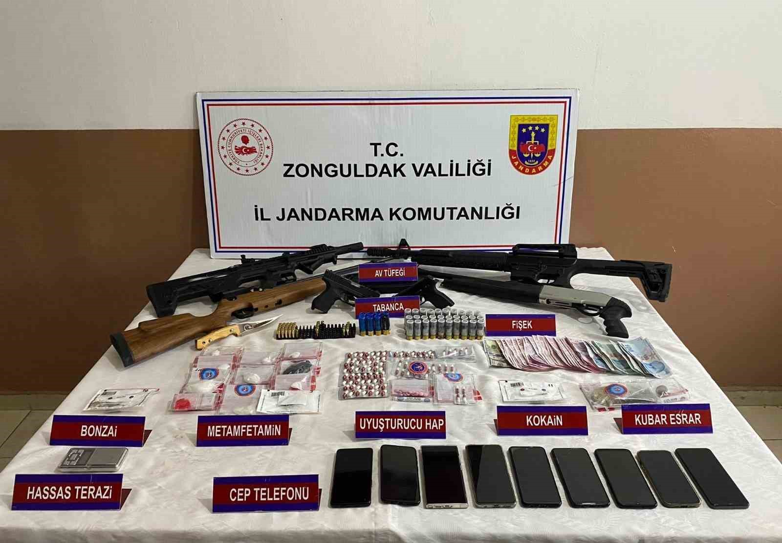 Zonguldak&rsquo;da uyuşturucu operasyonu: 4 tutuklama
