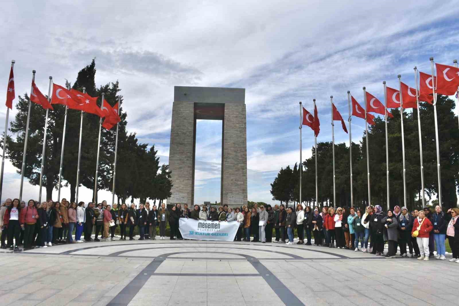 Menemenli kadınlar Türkiye’yi geziyor