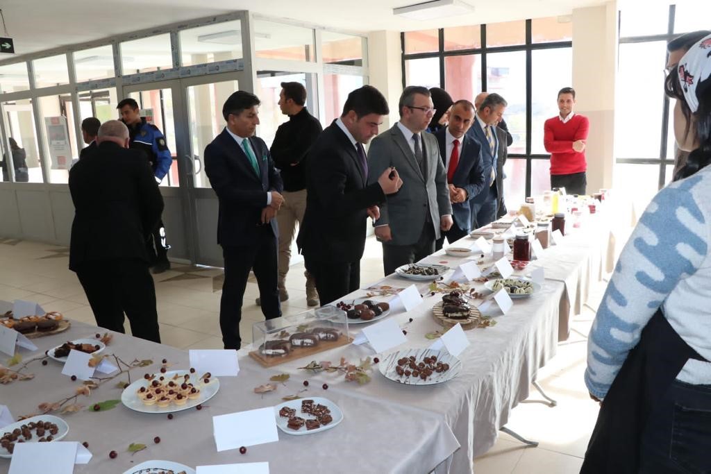 Hakkari&rsquo;nin y&ouml;resel tatları geleceğe taşınıyor
