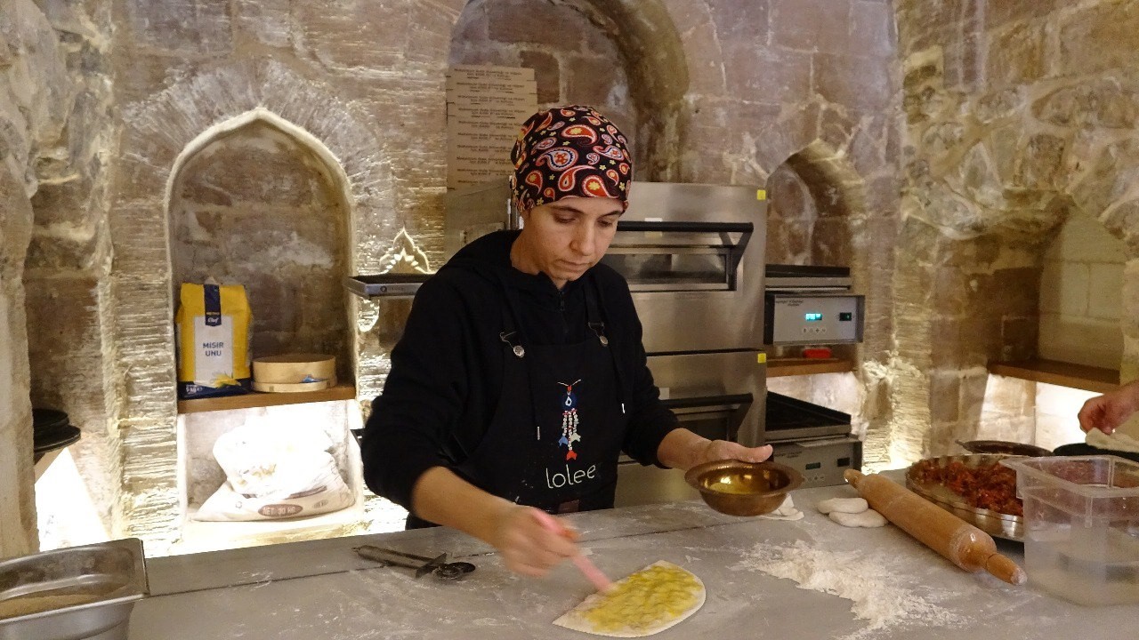 Geleneksel &rsquo;semb&uuml;sek&rsquo; yemeği Mardinlilerin vazge&ccedil;ilmezi
