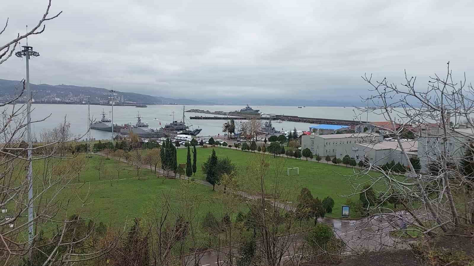 Kafkametler&rsquo;in kayıp 7 m&uuml;rettebatını arama &ccedil;alışmaları s&uuml;r&uuml;yor
