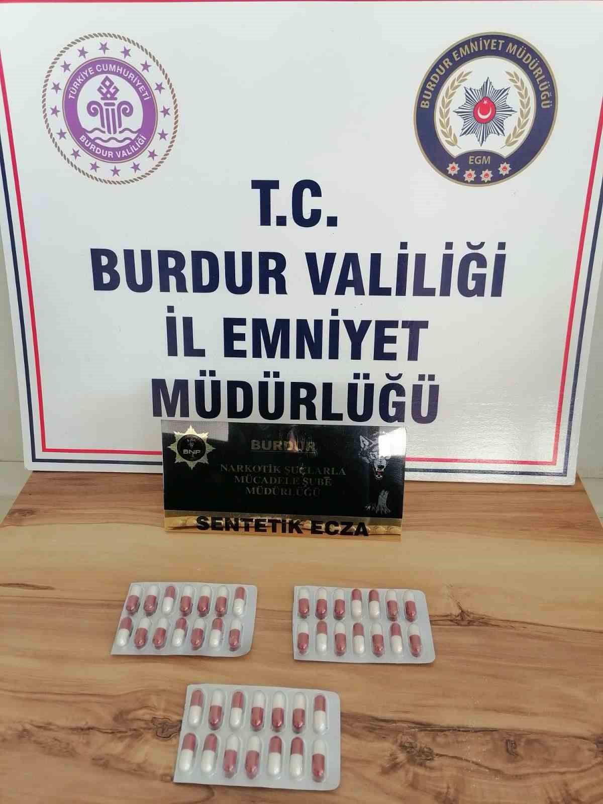 Burdur’da uyuşturucu operasyonu: 13 şahsa işlem yapıldı