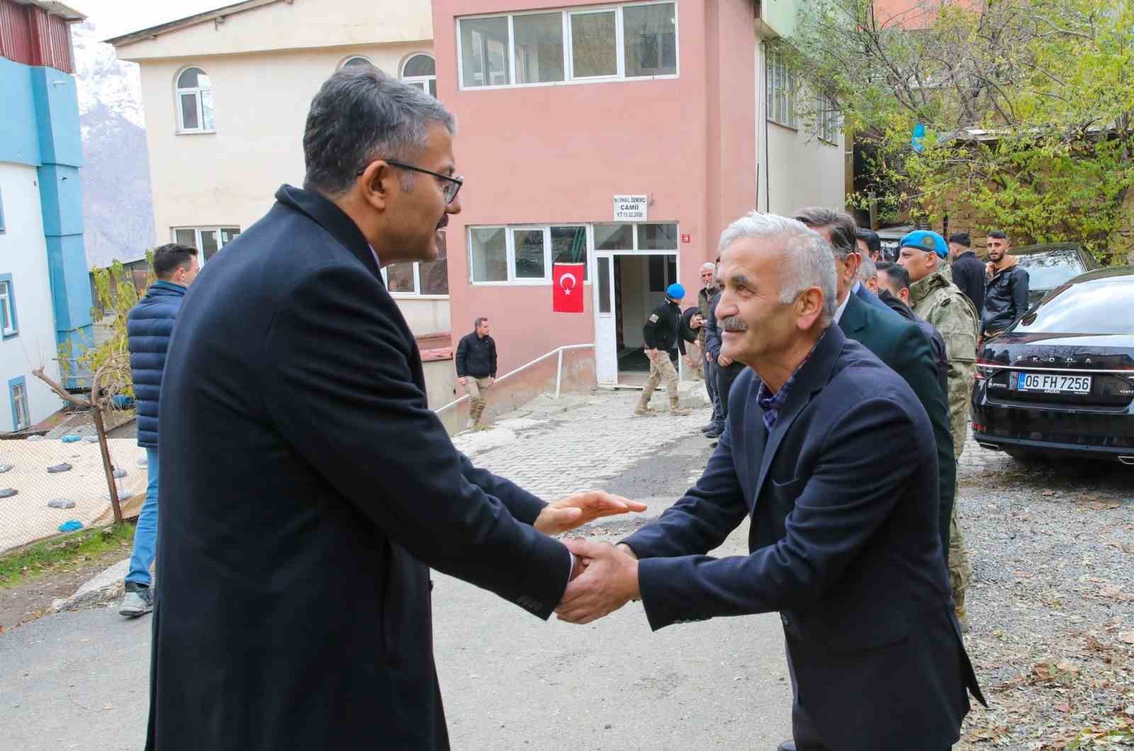 Vali Çelik, Şehit Korkmaz’ın mevlit programına katıldı