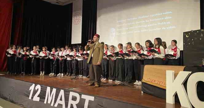 Mehmet Akif Ersoy anıldı