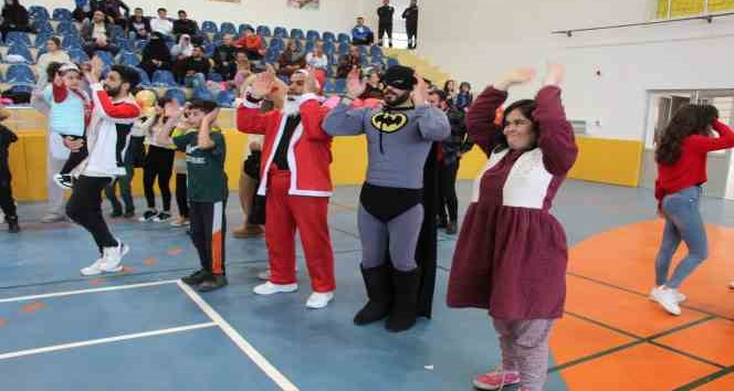 Batman’da depremzede çocuklar moral buldu