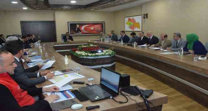 Siirt Valisi Hacıbektaşoğlu, çalışmaları masaya yatırdı