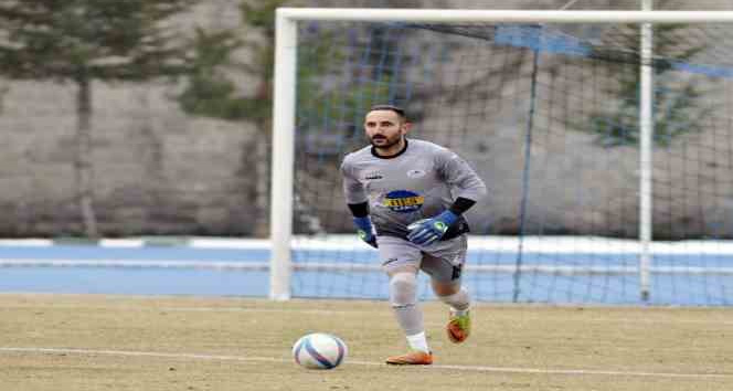 Hacılar Erciyes’te kaleci Osman Kuş uyarıldı