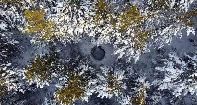 Türkiye’nin ilk milli parkındaki kar kuyuları görenleri geçmişe götürüyor