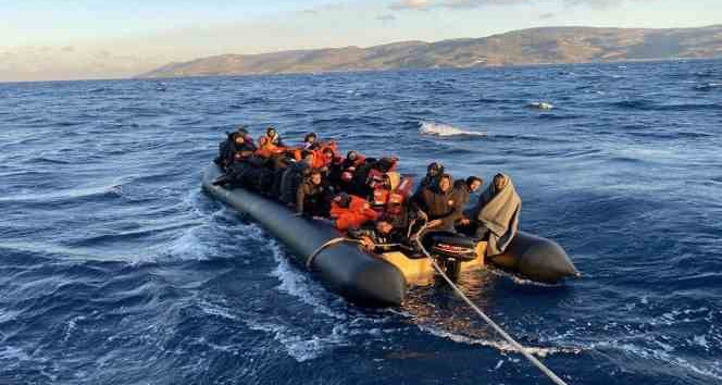 Yunan unsurlarınca ölüme terk edilen 46 kaçak göçmen kurtarıldı