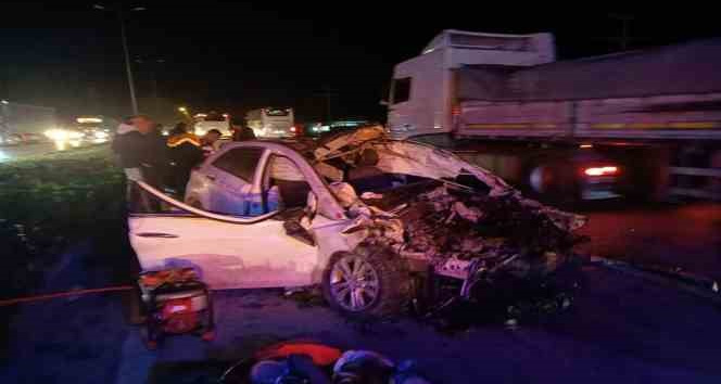 Bandırma’da trafik kazası: 1 ölü, 2 yaralı