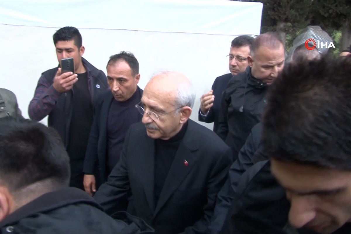 CHP lideri Kılıçdaroğlu'na Hatay'da depremzedelerden tepki