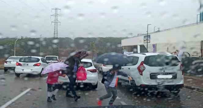 Erzincan, Erzurum ve Bayburt’ta karla karışık yağmur