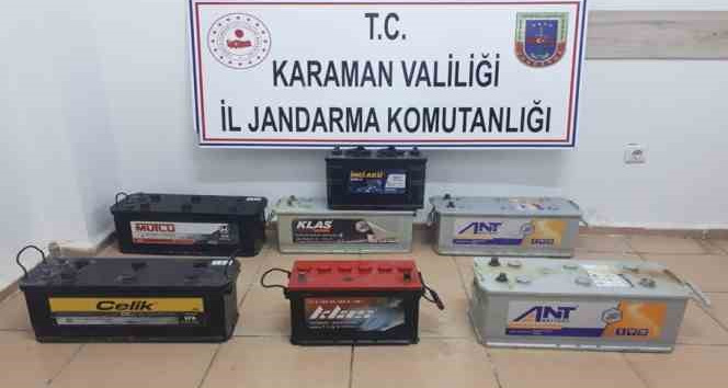 Çaldıkları aküleri sosyal medya üzerinden satmaya çalışan 3 kişi yakalandı