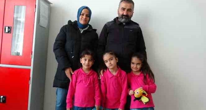 Depremzede üçüzler Isparta’da ders başı yaptı