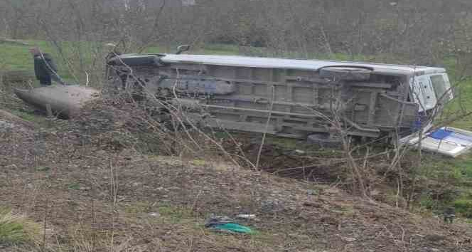 Ordu’da öğrenci servisi devrildi: 8 öğrenci yaralı