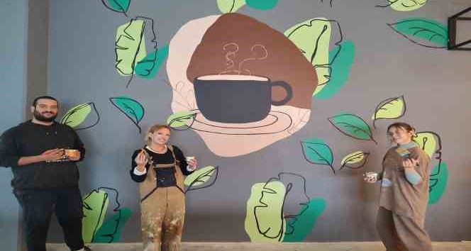 Tuvalleri fabrika duvarları oldu