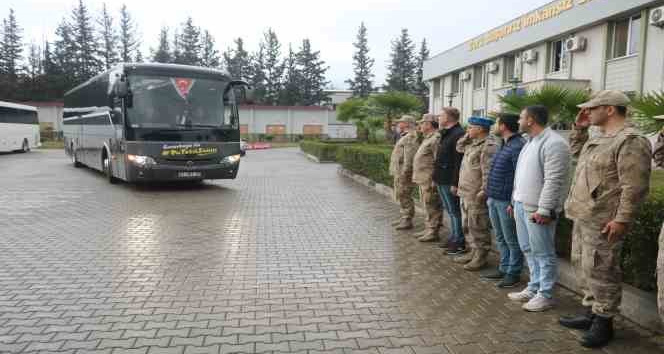 Deprem bölgesinde görevini tamamlayan komandolar uğurlandı