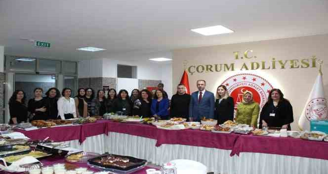 Çorum Adliyesi çalışanları depremzedeler için seferber oldu