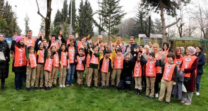 TEMA’lı öğrenciler geleceklerini yeşillendirdi