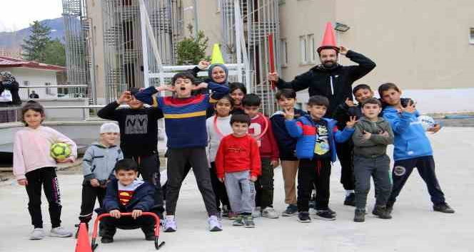 Depremzede çocuklar depremin etkilerini sporla atıyorlar