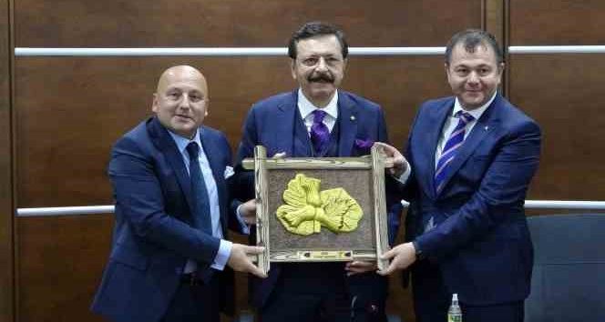 Hisarcıklıoğlu: “Deprem bölgesinde ekonomik aktivitenin hızlı bir şekilde eski haline gelmesi gerekiyor”