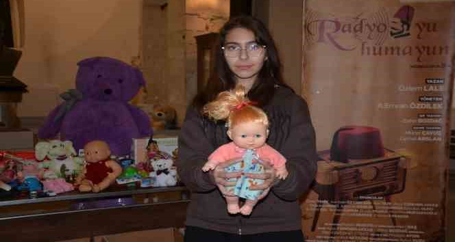 Cumhurbaşkanı Erdoğan’ın hediye ettiği oyuncağı deprem bölgesine gönderdi