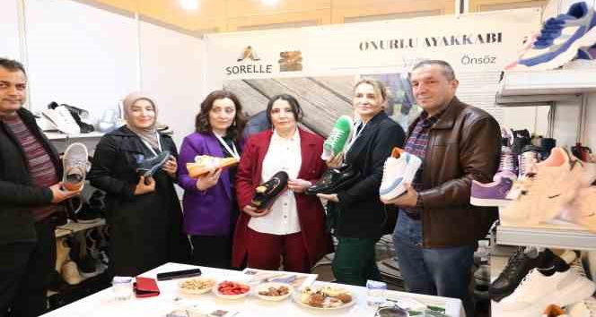 Kız kardeşlerine hem abla hem patron oldu