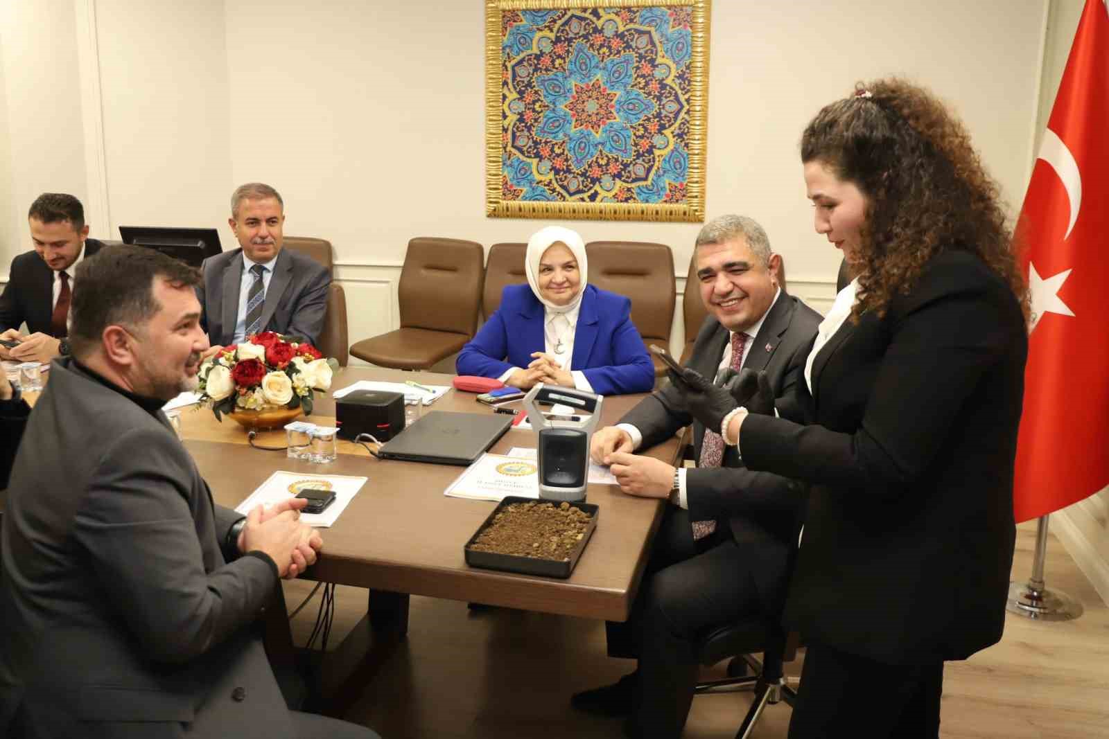 Çiftçinin toprağı dijital analiz edilecek