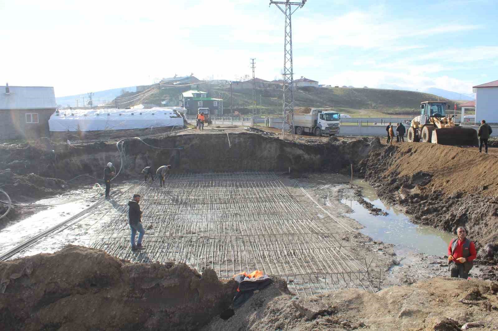 Ağrı&rsquo;da k&ouml;y yolları ve eğitim yatırımları tamamlandı
