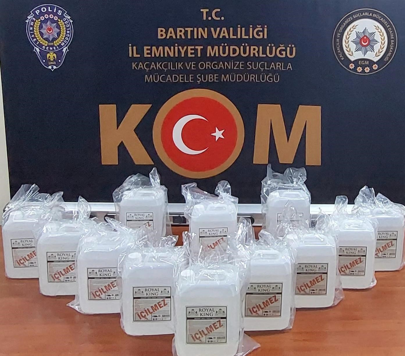 Bartın’da 60 litre etil alkolle yakalandı, bahanesi yılbaşına hazırlık oldu