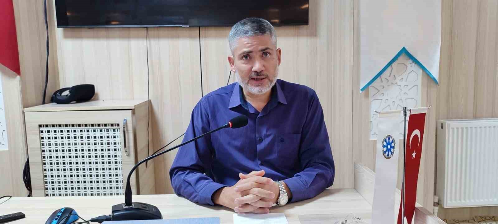 Do&ccedil;. Dr. Akın, Yunus Emre&rsquo;yi anlattı
