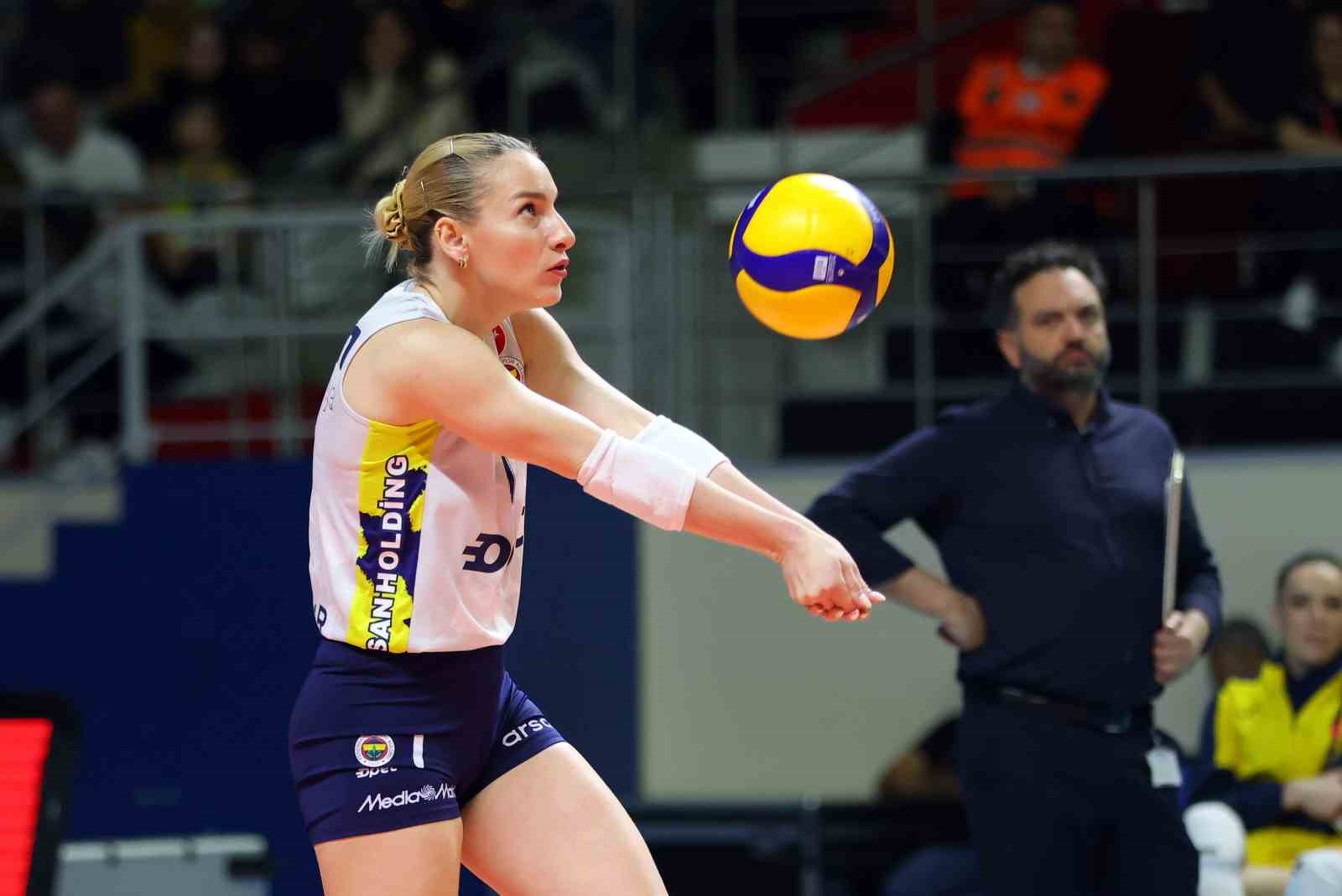 Sultanlar Ligi: Fenerbah&ccedil;e Opet: 3 - PTT: 0
