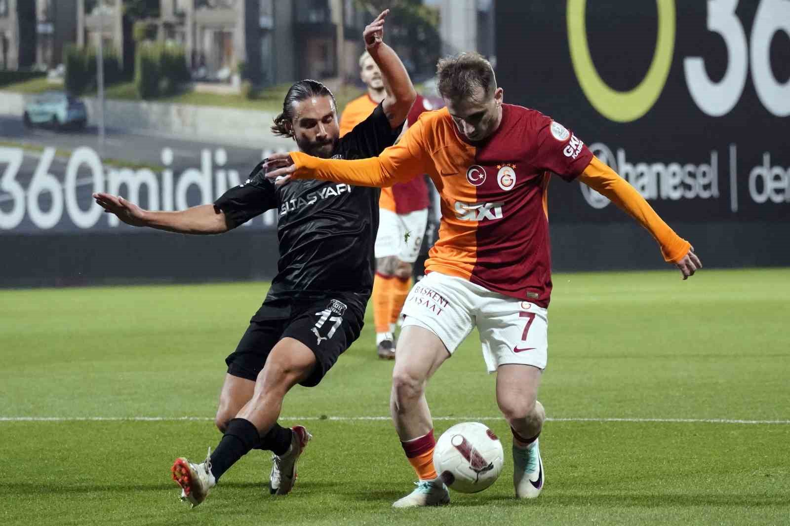 Pendiksporlu futbolcular, hayatını kaybeden Filistin &ccedil;ocuklara dikkat &ccedil;ekti
