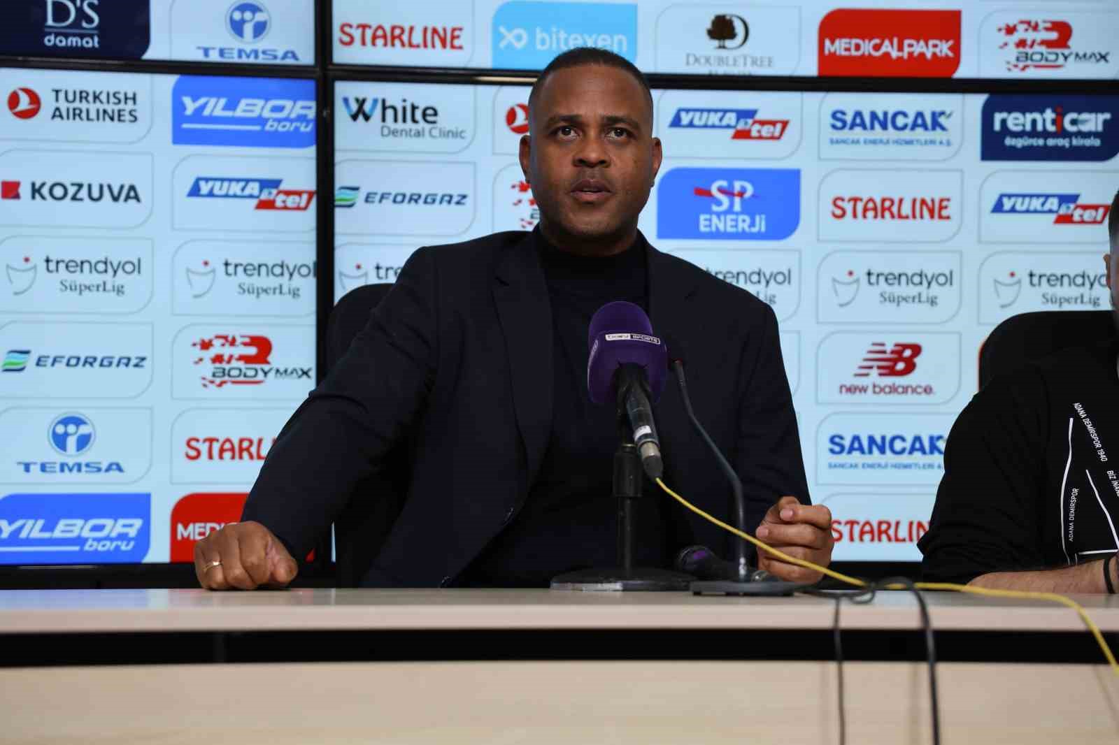 Patrick Kluivert: &ldquo;Bizler i&ccedil;in &uuml;z&uuml;c&uuml; bir sonu&ccedil; oldu&rdquo;

