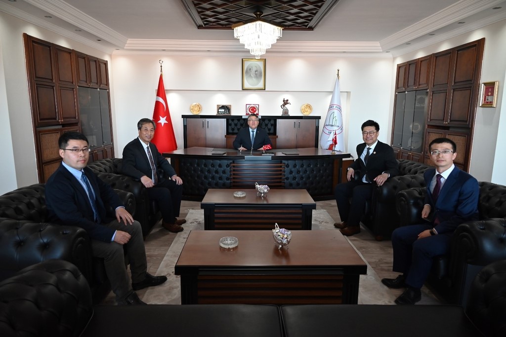 ZBE&Uuml; ile CUMTB arasında işbirliği anlaşması
