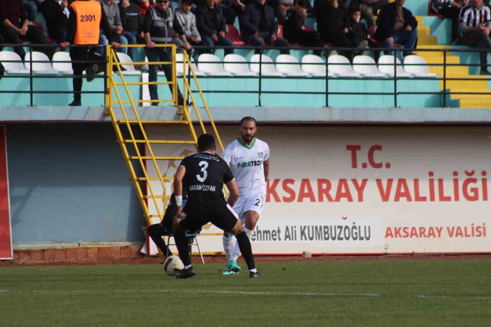 Denizlispor deplasmanda güldü